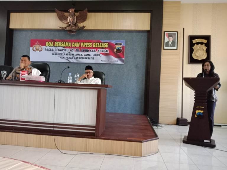 bawaslu polres kendal doa bersama