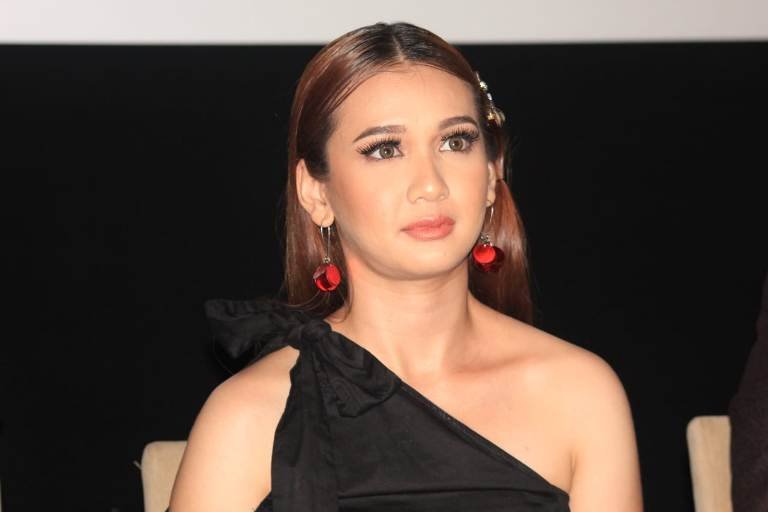 dea imut main antagonis di malam jumat kliwon