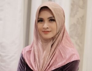 donita berhijab