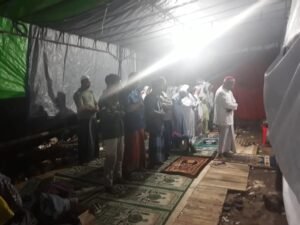 tarwih di tenda