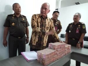 uang