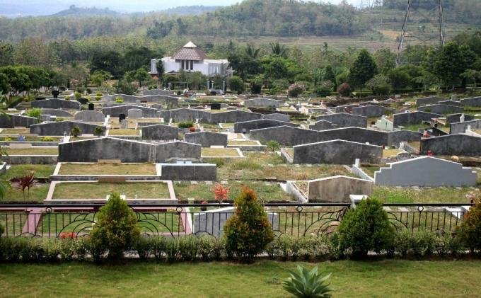 kavling-makam-di-mont-carmel-memorial-park-desa-kawengen-kec-ungaran-timur-semarang