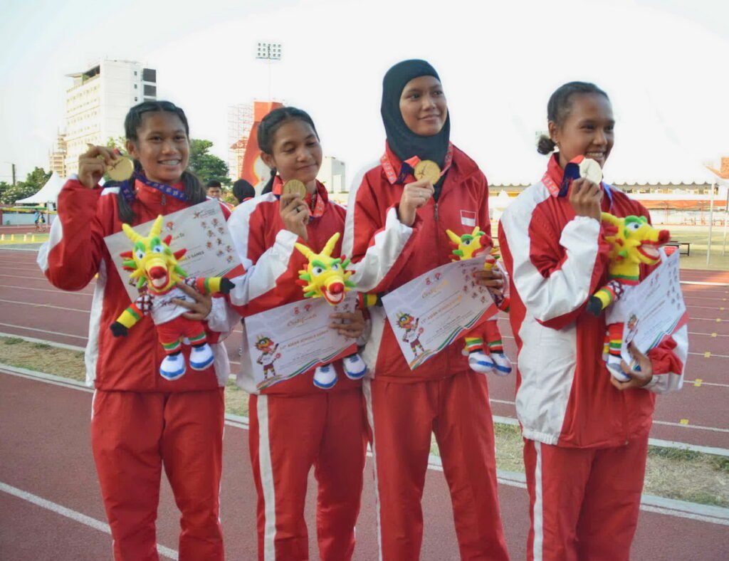 asg2019 estafet putri