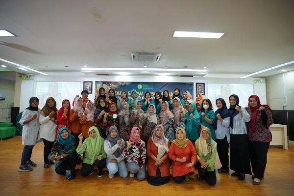 Mengusung tema Juara peserta lomba MP-ASI Kaya Protein Hewani Cegah Stunting pada peringatan Hari Gizi Nasional ke-64 tahun 2024 RSI Sultan Agung (RSI–SA) Semarang. Foto: dok