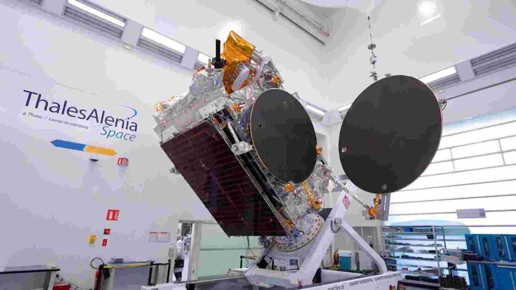 satelit2