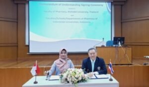 farmasi kerjasama