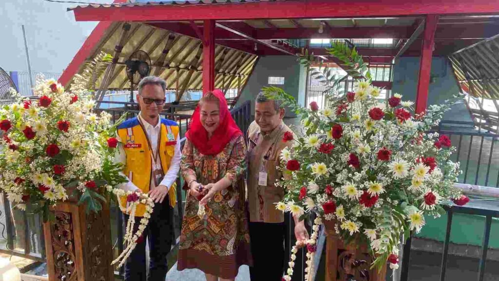 rumah apung2