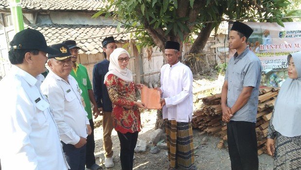 bantuan korban kebakaran demak
