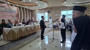 Panwaslu Kecamatan di Jawa Tengah mulai melakukan pelantikan Pengawas Tempat Pemungutan Suara