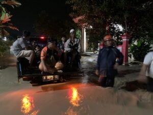 banjir tanggul jebol Demak