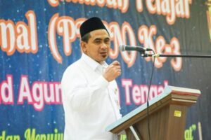 Wakil Gubernur Jawa Tengah, Taj Yasin Maimoen.