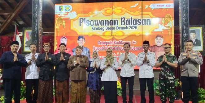 pisowanan balasan Kasepuhan Kadilangu Demak (1)