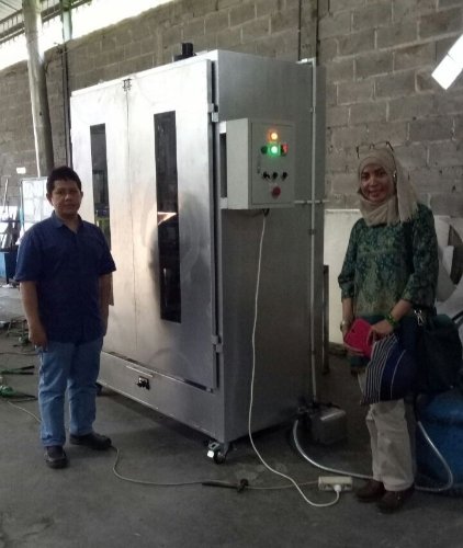 Alat pengering adsorpsi untuk produksi manisan nanas rumput laut inovasi Sekolah Vokasi Undip. Foto: dok