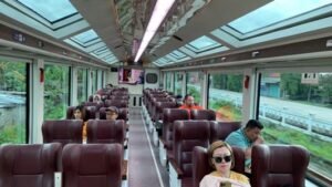 kereta wisata