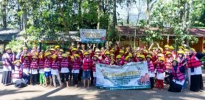 LAZiS Jateng bahagiakan anak yatim
