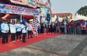 jalan santai hari Koperasi demak