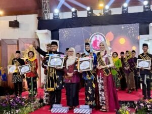 mas dan mbak Duta Wisata Demak 2025