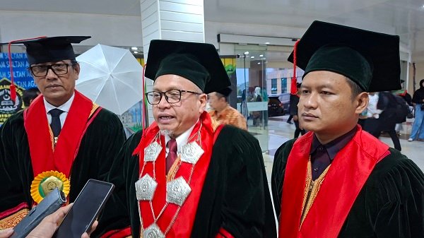 prof jawade