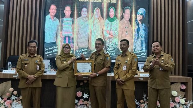 Tujuh Kali Berturut-turut, Demak Kokoh sebagai Kabupaten Informatif